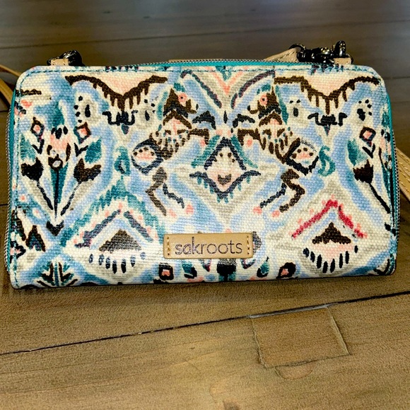 Sakroots Large Smartphone Crossbody Bag - Picture 5 of 9